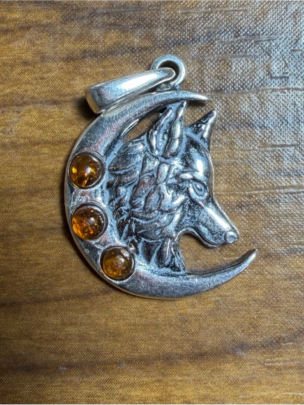 New 925 Sterling Silver Wolf & Crescent Moon Amber Pendant